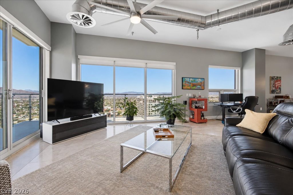 Photo 27 of 58, 200 Hoover Avenue #1809