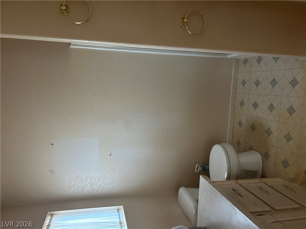 Photo 6 of 7, 163 Trailzend Avenue