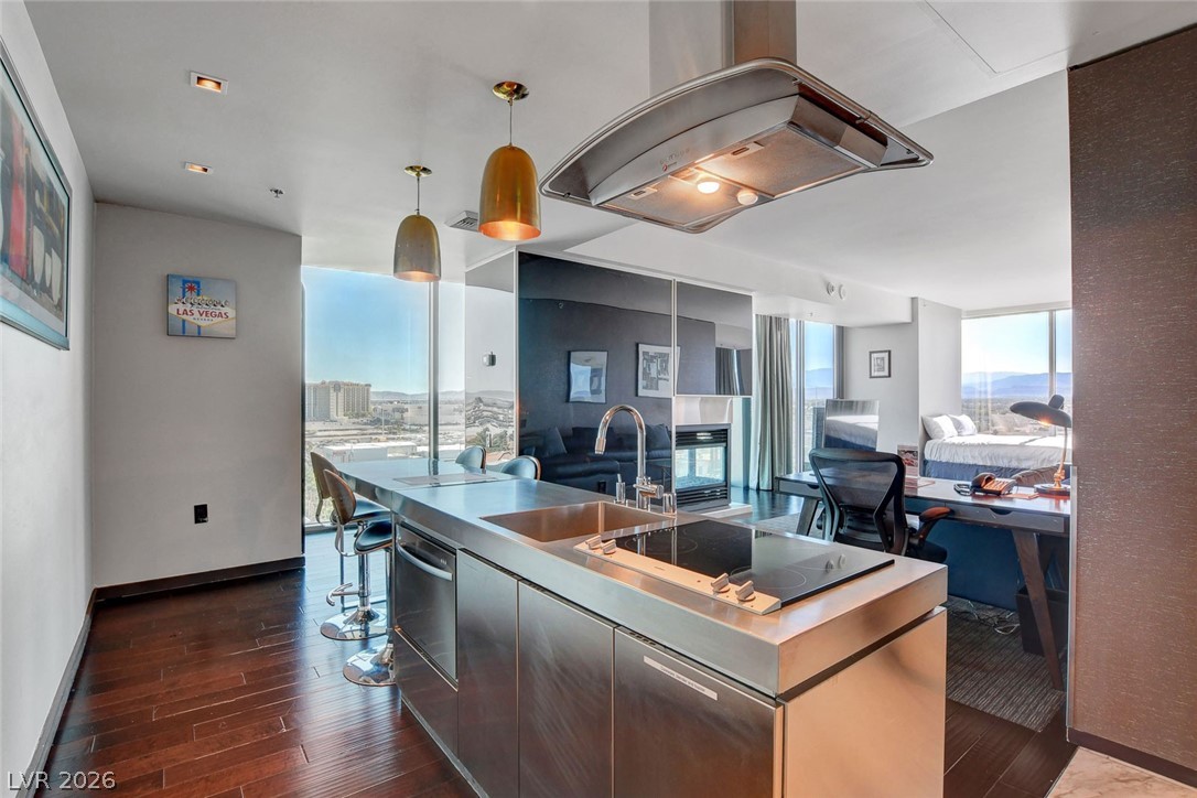4381 W Flamingo Road #1121, Las Vegas