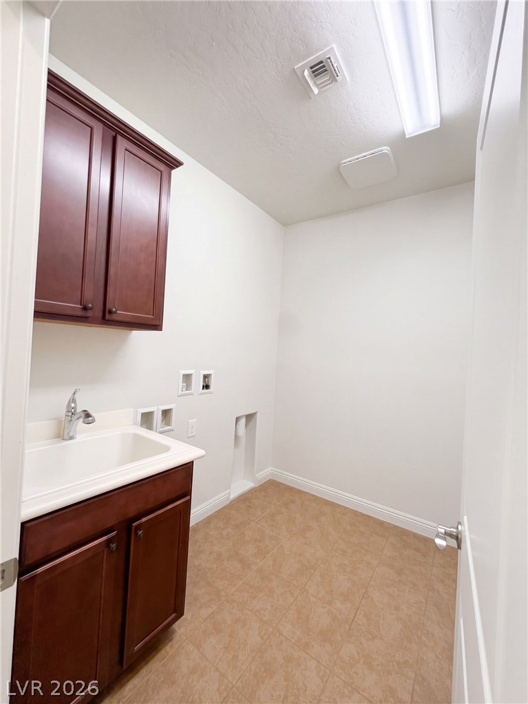 Photo 25 of 28, 31 Berneri Drive