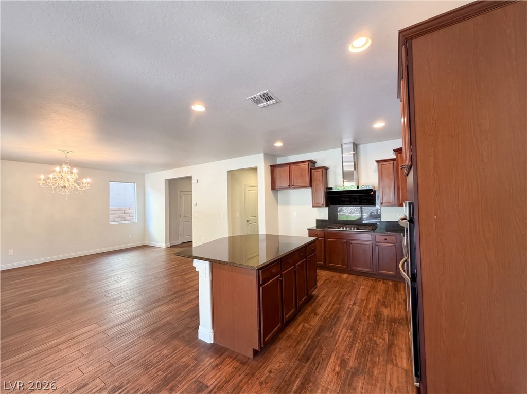 Photo 7 of 28, 31 Berneri Drive