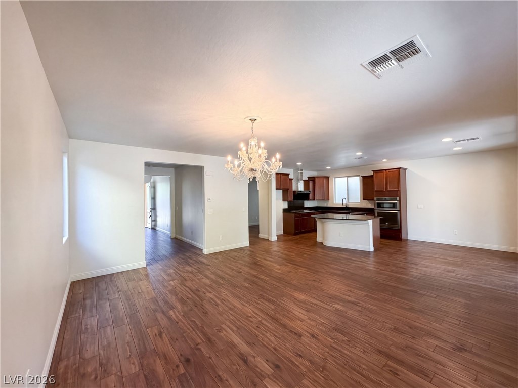 Photo 8 of 28, 31 Berneri Drive