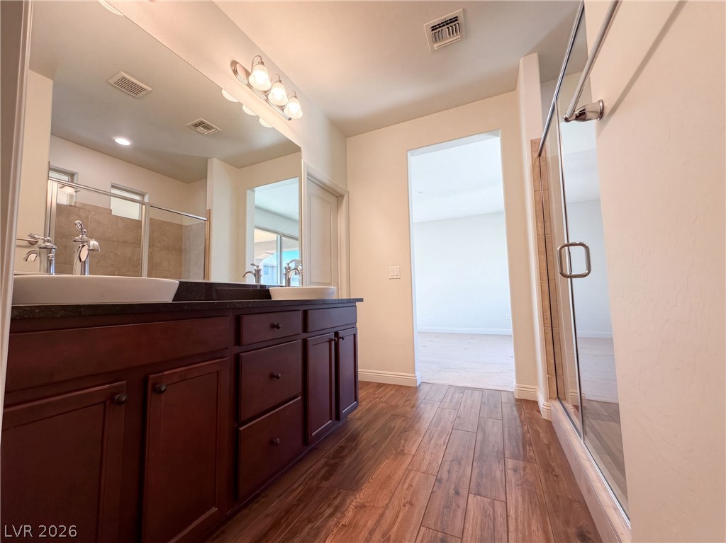 Photo 17 of 28, 31 Berneri Drive
