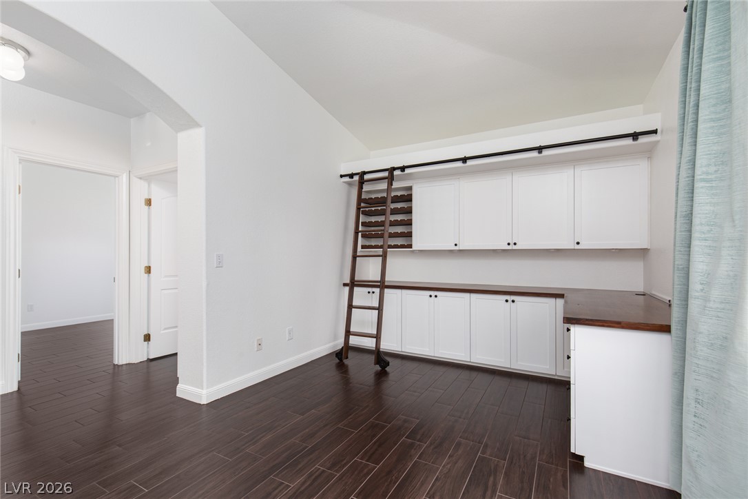 Photo 15 of 37, 7625 Valley Green Drive #201