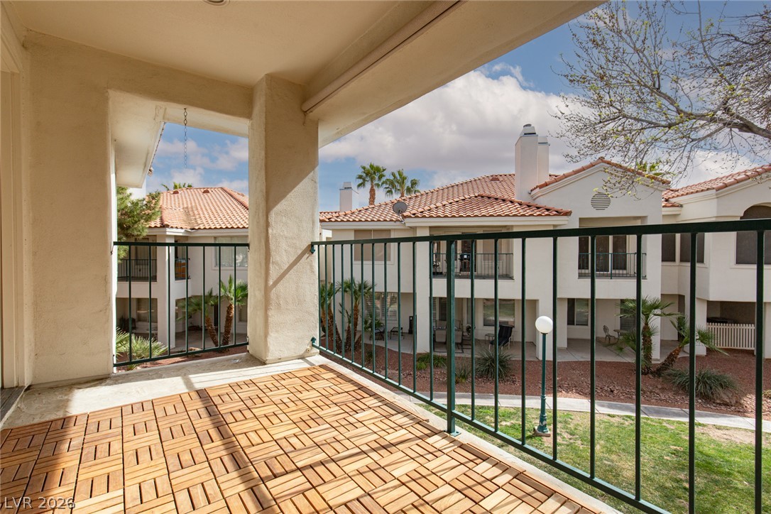 Photo 19 of 37, 7625 Valley Green Drive #201