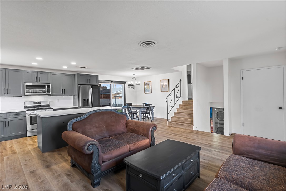 Photo 5 of 5077 Stampa Avenue