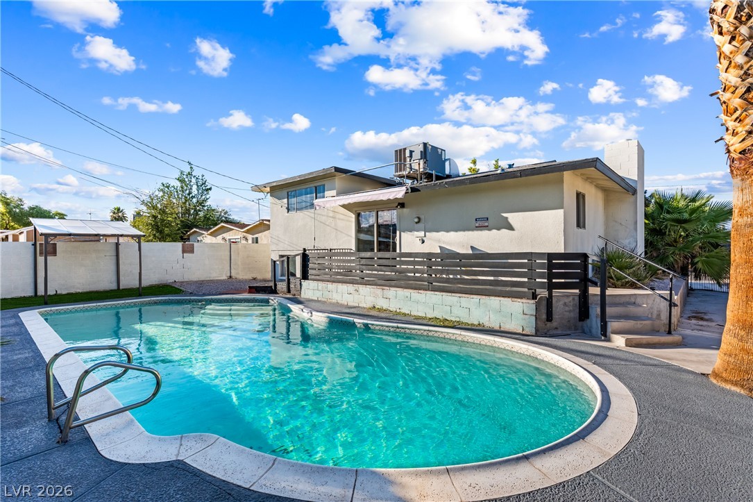 Photo 31 of 37, 5077 Stampa Avenue