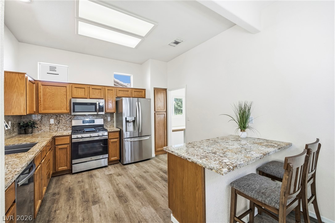 Photo 10 of 33, 3021 Treesdale Drive