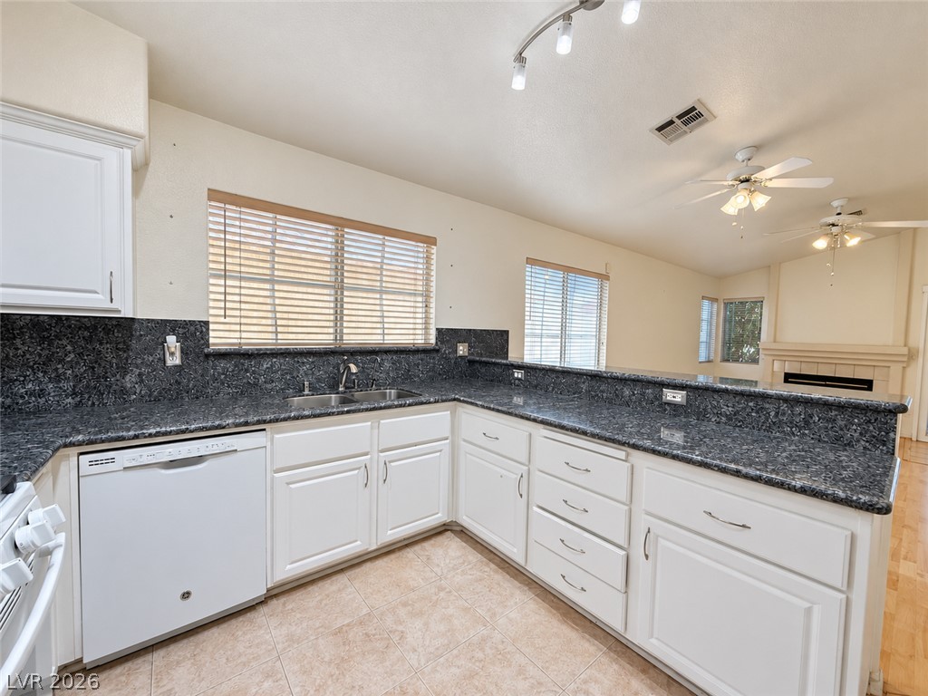 Photo 17 of 45, 1313 Feather Glen Court