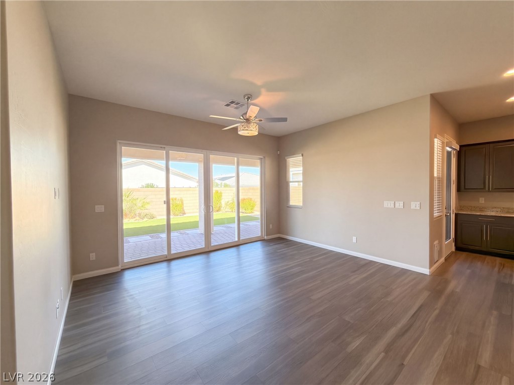 Photo 9 of 33, 10138 Tamberlaine Avenue
