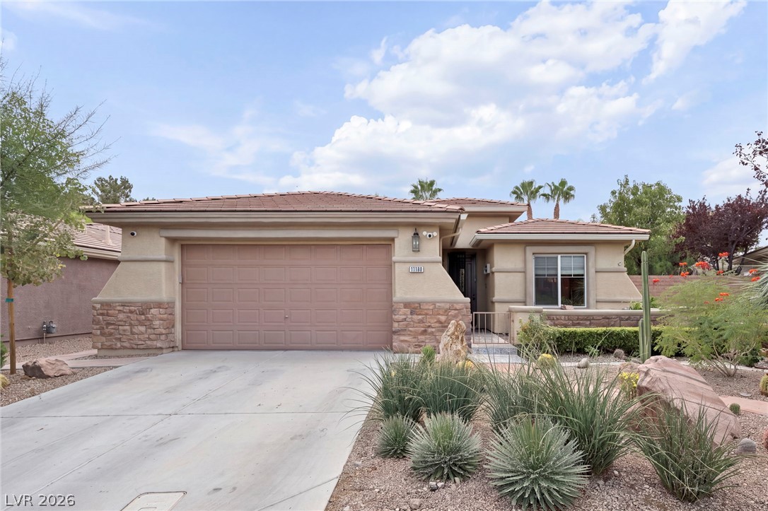 Photo 4 of 11151 Golden Aster Avenue