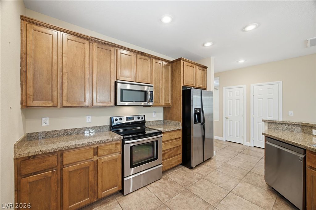 Photo 11 of 29, 5343 Progresso Street