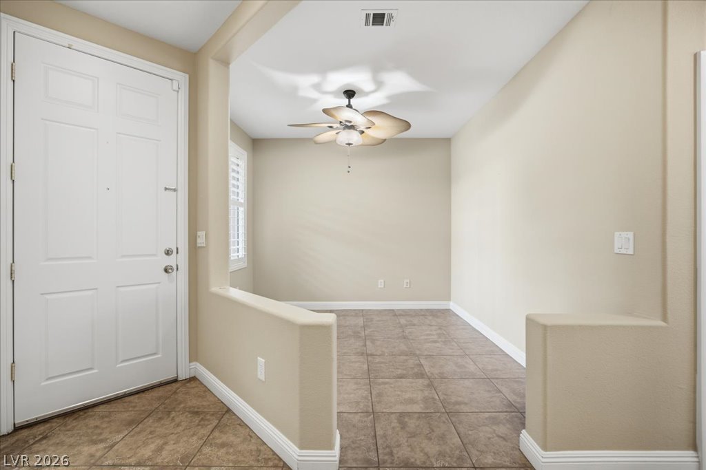 Photo 4 of 5343 Progresso Street