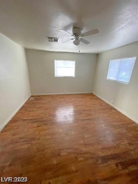 Photo 25 of 32, 5556 Everglade Street