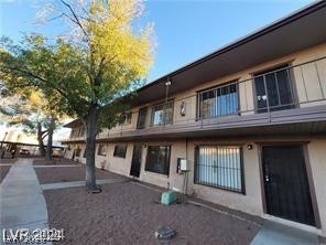 Photo 21 of 21, 615 S Royal Crest Circle #10