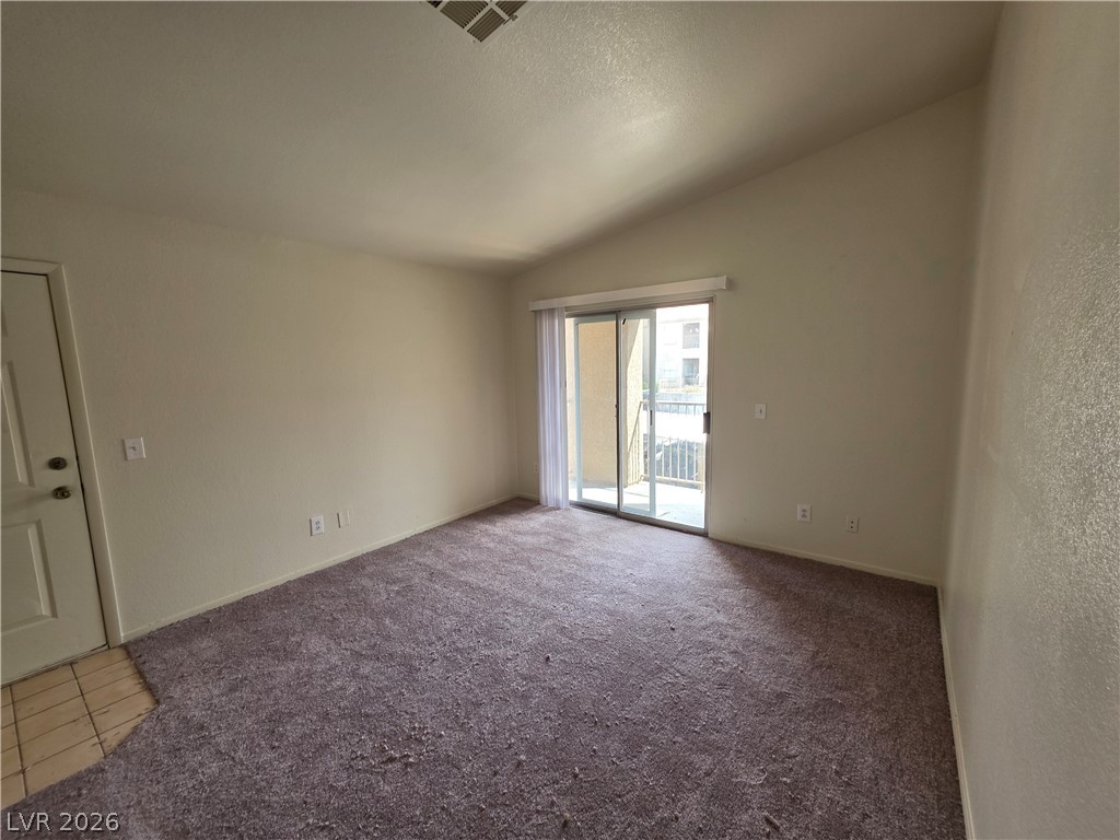 Photo 21 of 38, 2110 Los Feliz Street #2037