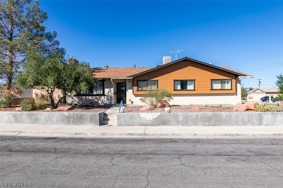 2117 Las Flores Street, Las Vegas