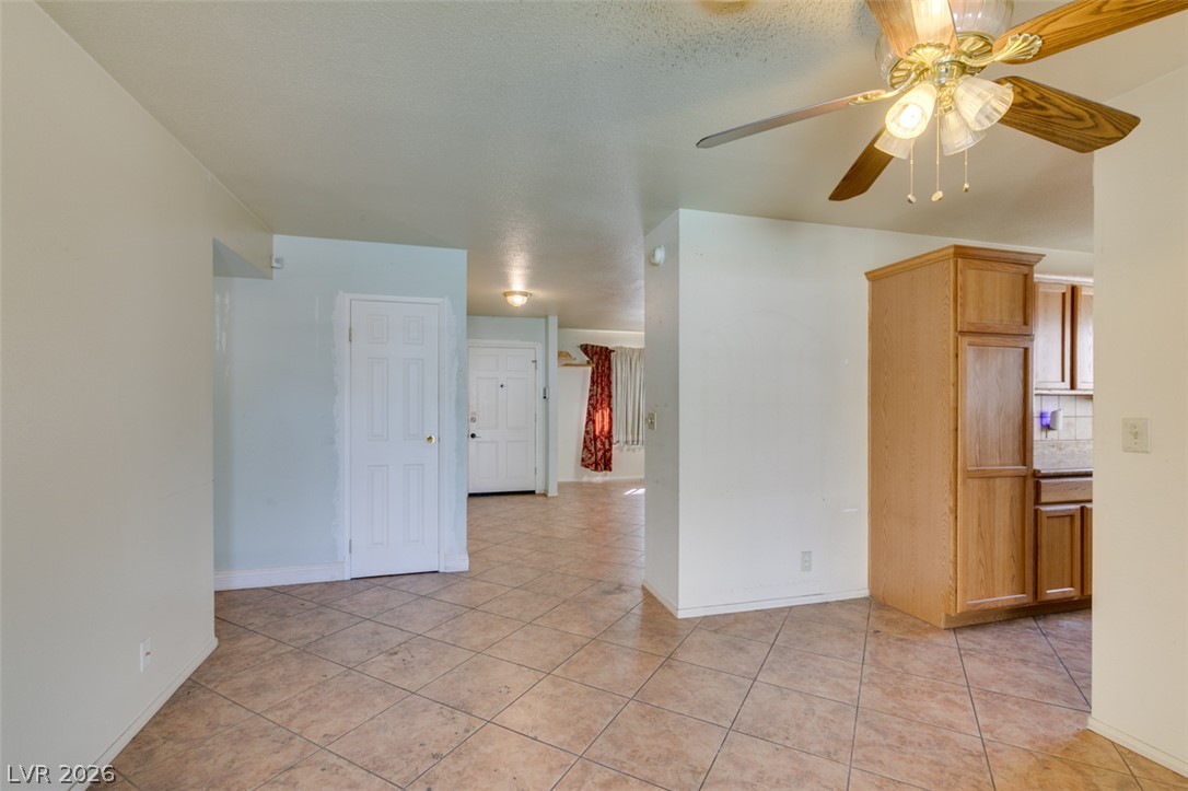 Photo 8 of 24, 2117 Las Flores Street