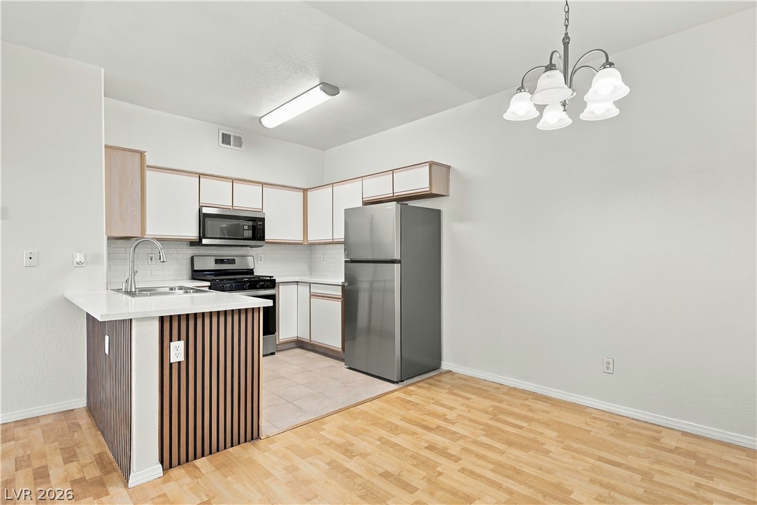 Photo 8 of 25, 5751 E Hacienda Avenue #234