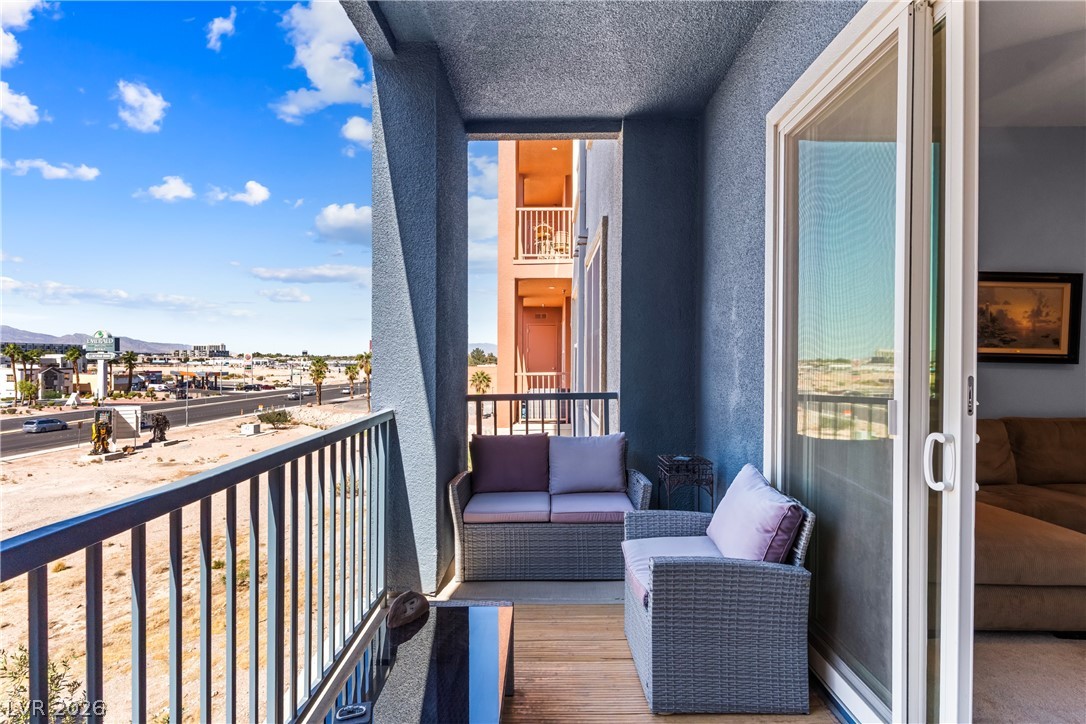 Photo 15 of 33, 38 E Serene Avenue #312