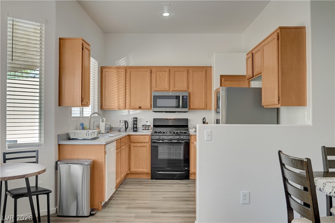 Photo 16 of 40, 5215 Wild Orchid Street