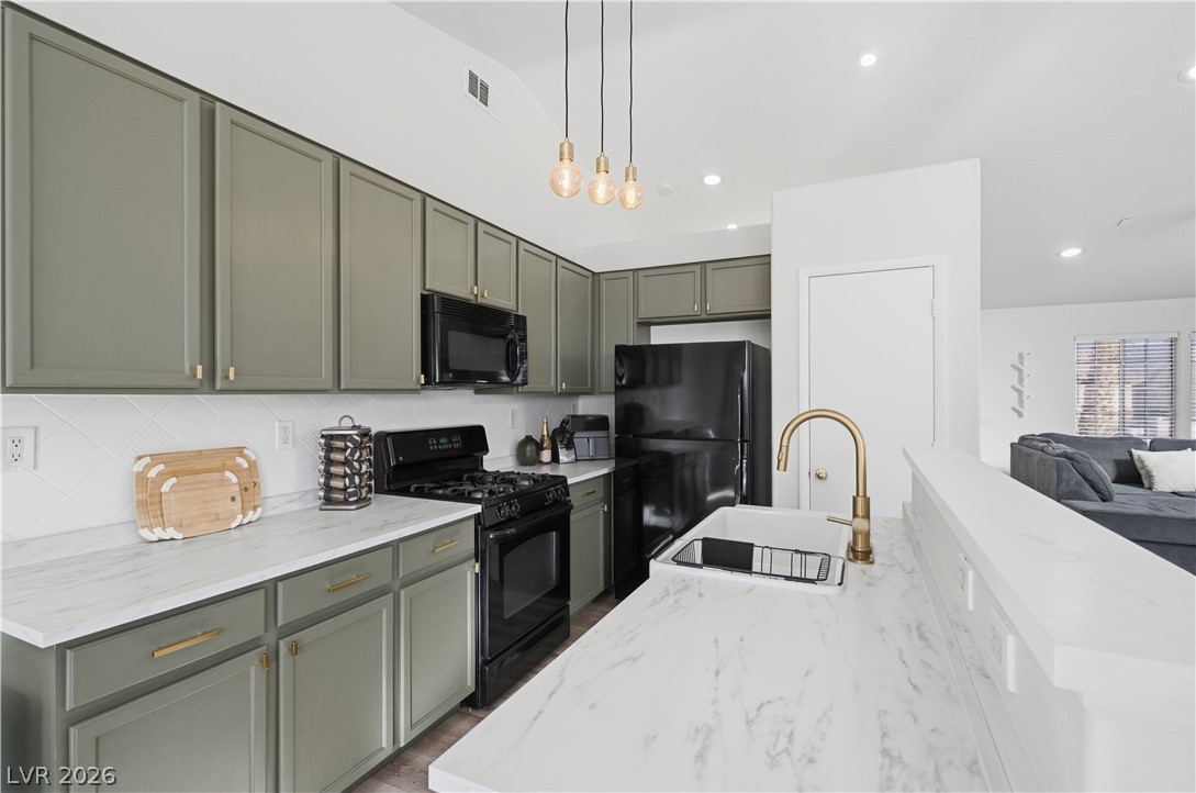Photo 15 of 56, 3447 Bassler Street