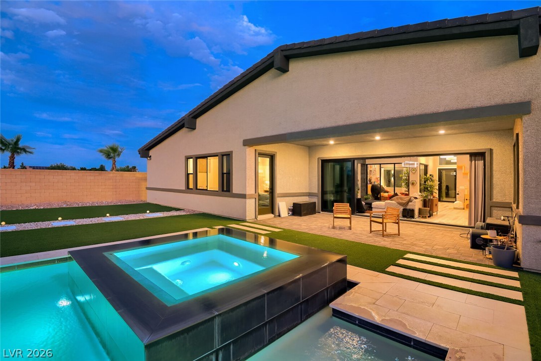 Photo 10 of 49, 8310 W Camero Avenue