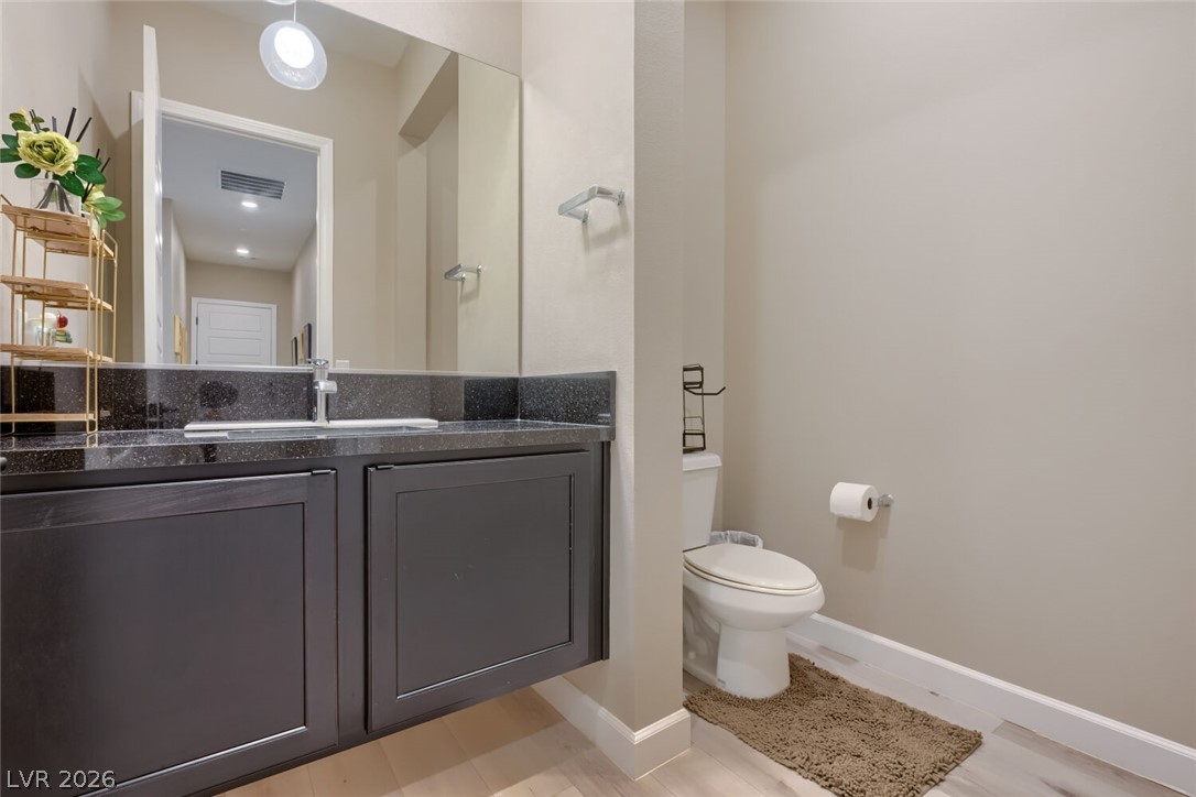 Photo 38 of 49, 8310 W Camero Avenue