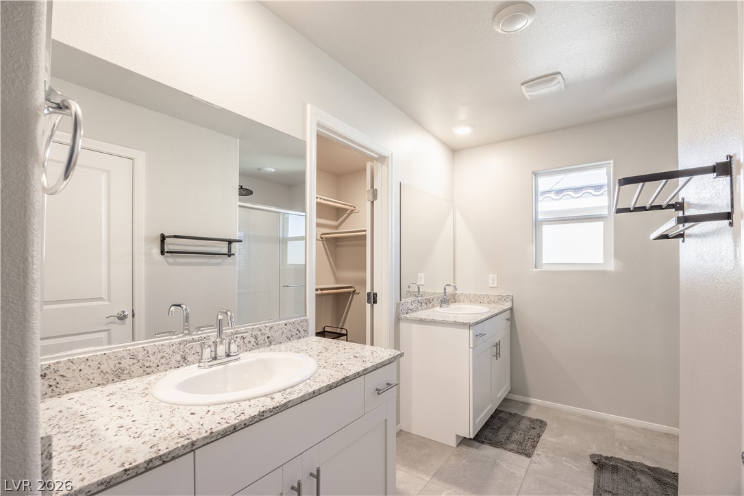 Photo 15 of 45, 3760 Ramura Avenue