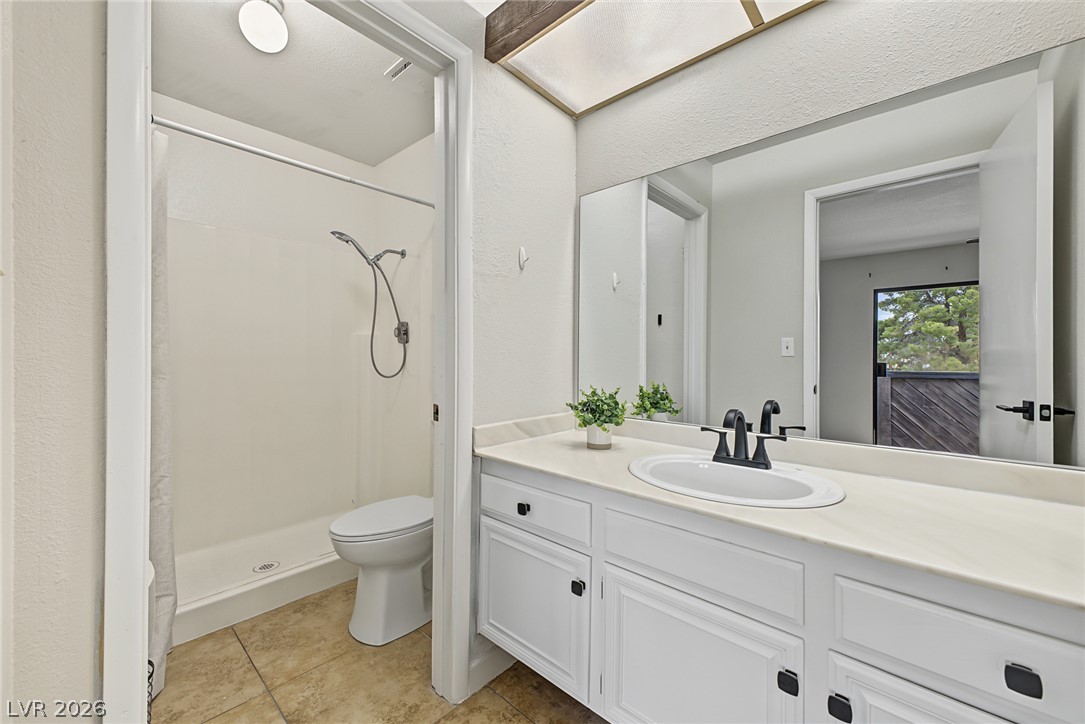Photo 15 of 27, 3268 Liahona Way