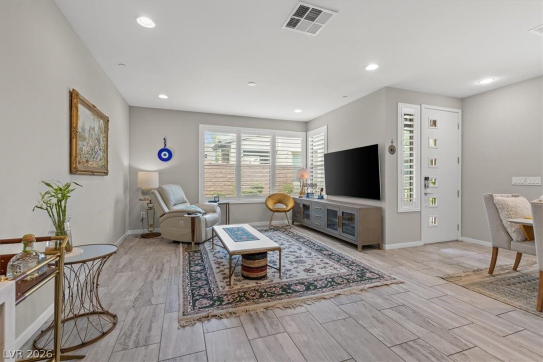 Photo 8 of 25, 11286 Cactus Tower Avenue #103