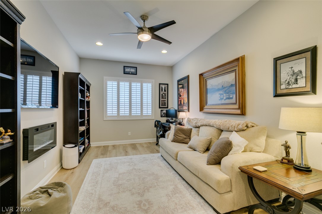 Photo 5 of 7326 Winesburg Street