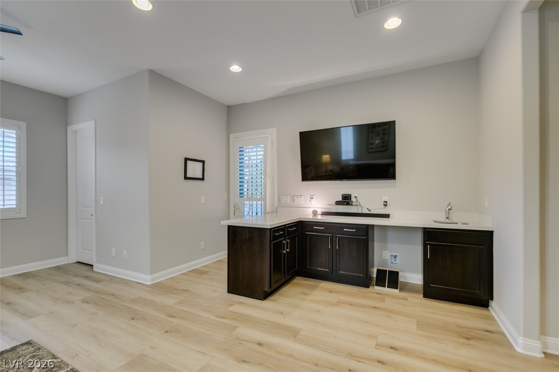 Photo 43 of 52, 7326 Winesburg Street