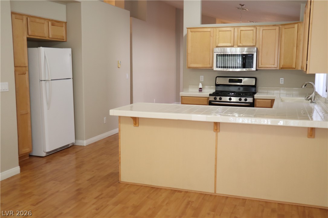 Photo 6 of 27, 2580 Spruce Creek Drive