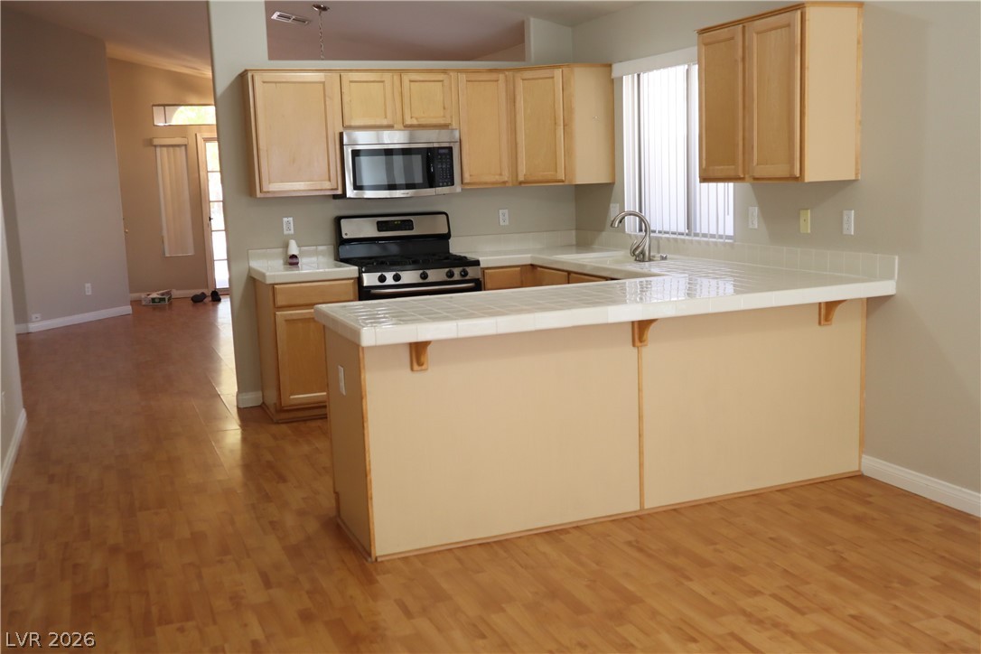 Photo 8 of 27, 2580 Spruce Creek Drive