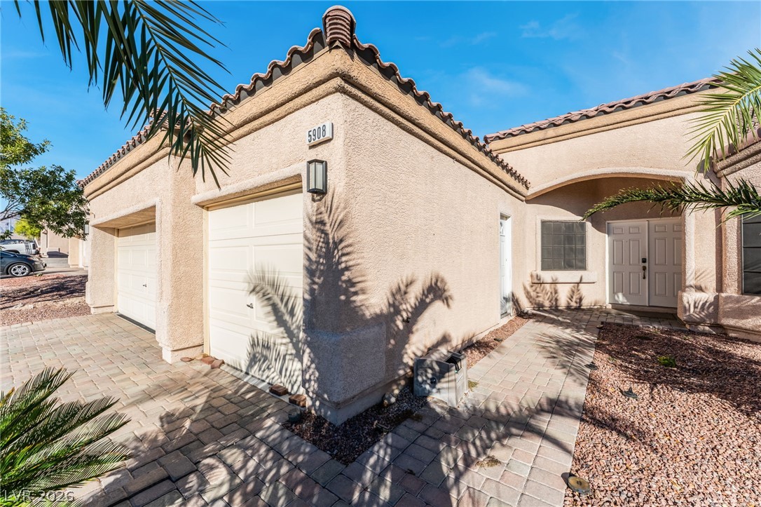 Photo 7 of 48, 5908 Buena Tierra Street