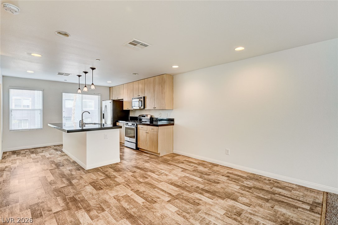 Photo 12 of 54, 9050 W Tropicana Avenue #1032