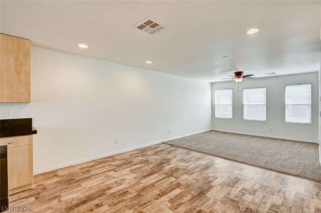 Photo 13 of 54, 9050 W Tropicana Avenue #1032