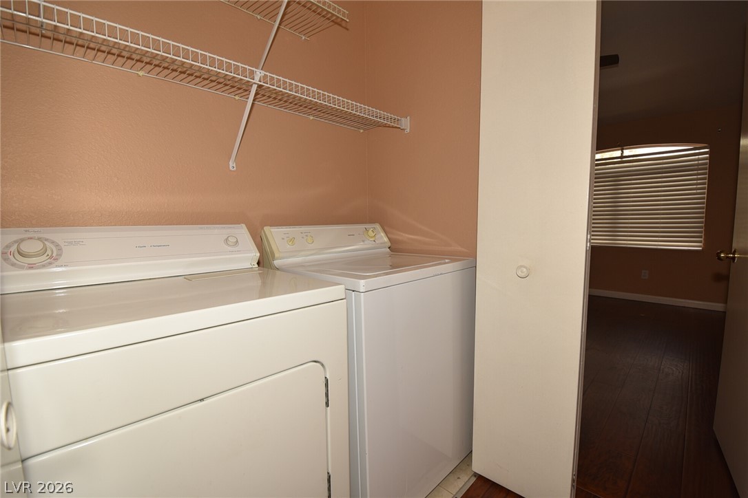Photo 8 of 13, 5415 W Harmon Avenue #2135