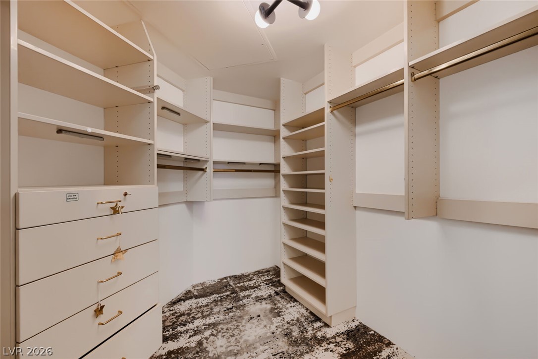 Photo 11 of 17, 2877 Paradise Road #1404