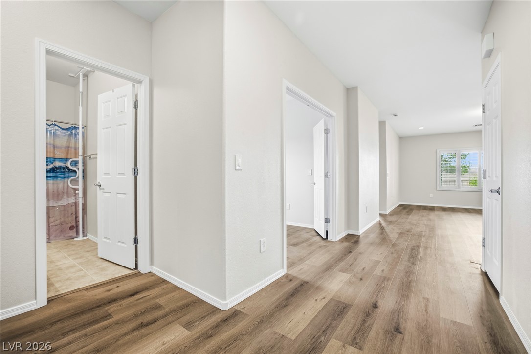 Photo 6 of 41, 2372 Kalkaska Drive