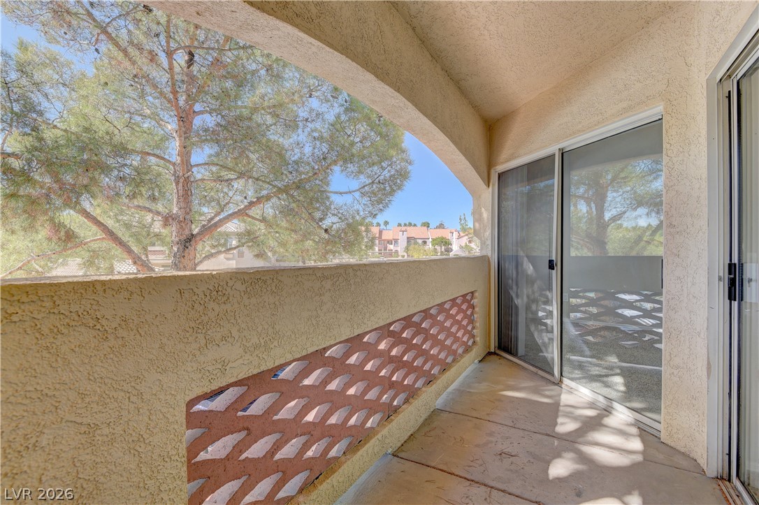 Photo 10 of 15, 7400 W Flamingo Road #2094