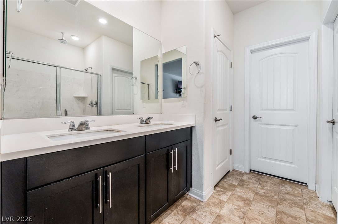 Photo 11 of 22, 6333 Voss Street