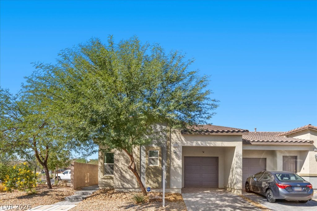 Photo 43 of 44, 7513 Garnet Moon Street