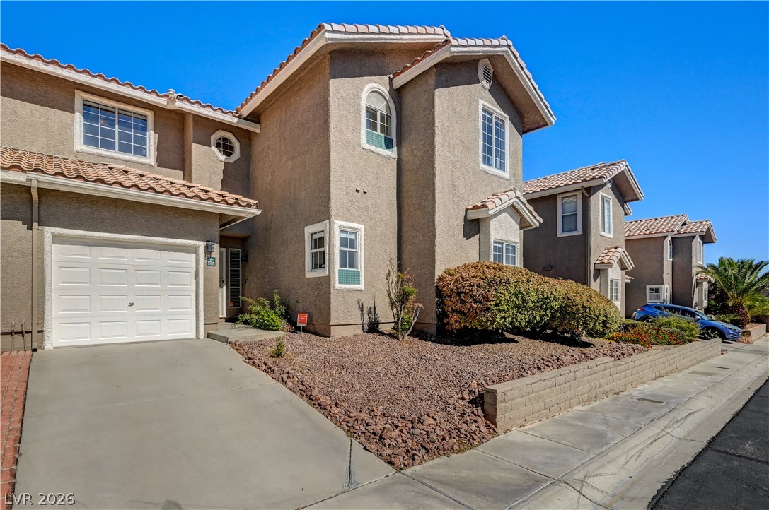 9266 Isleta Court, Las Vegas 89117