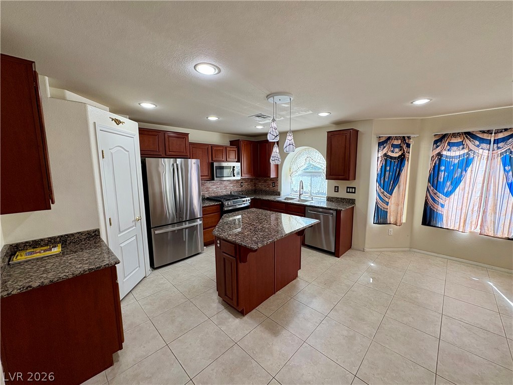 Photo 3 of 345 Orchid Oasis Avenue