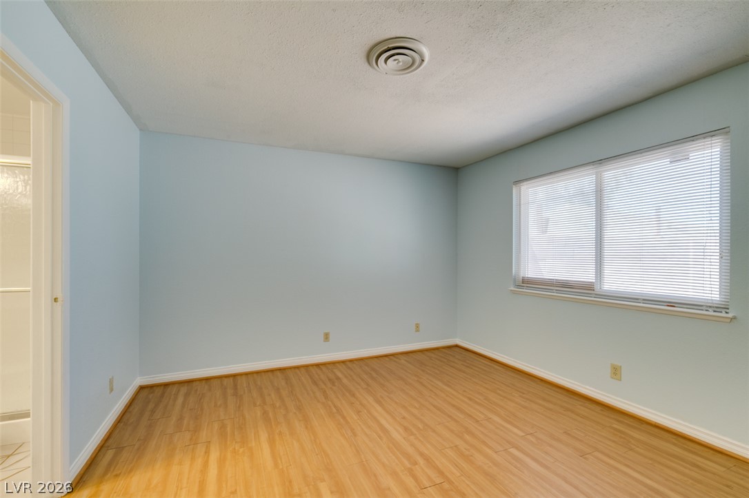Photo 29 of 39, 3422 Pecos Way