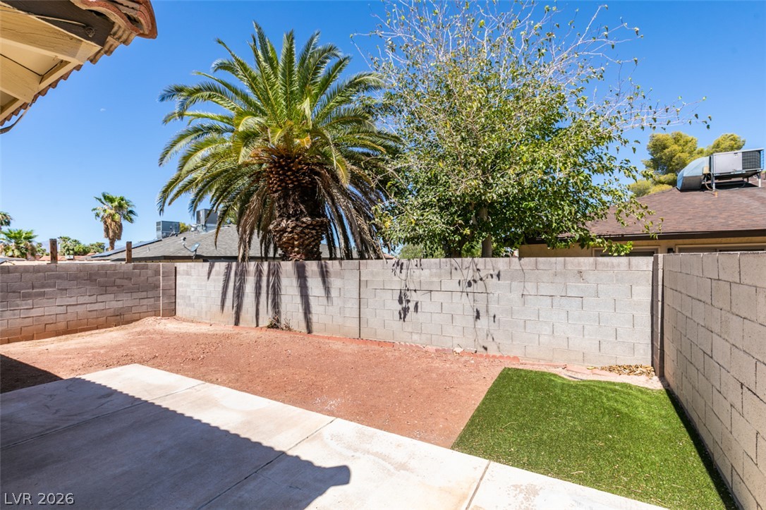 Photo 34 of 39, 3422 Pecos Way