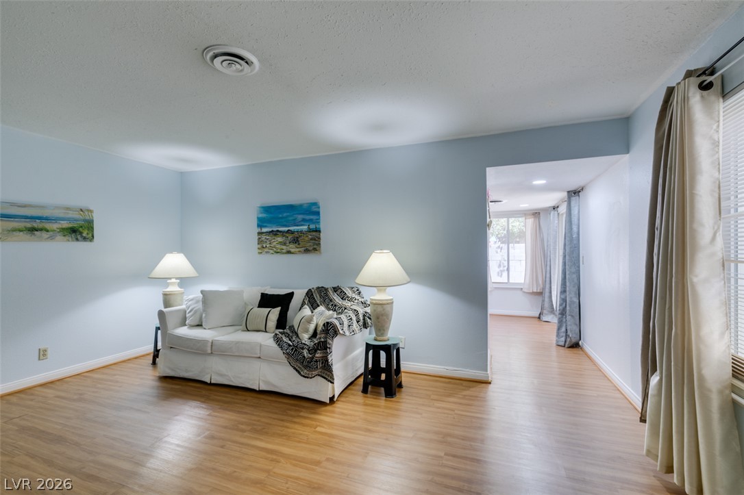 Photo 4 of 3422 Pecos Way