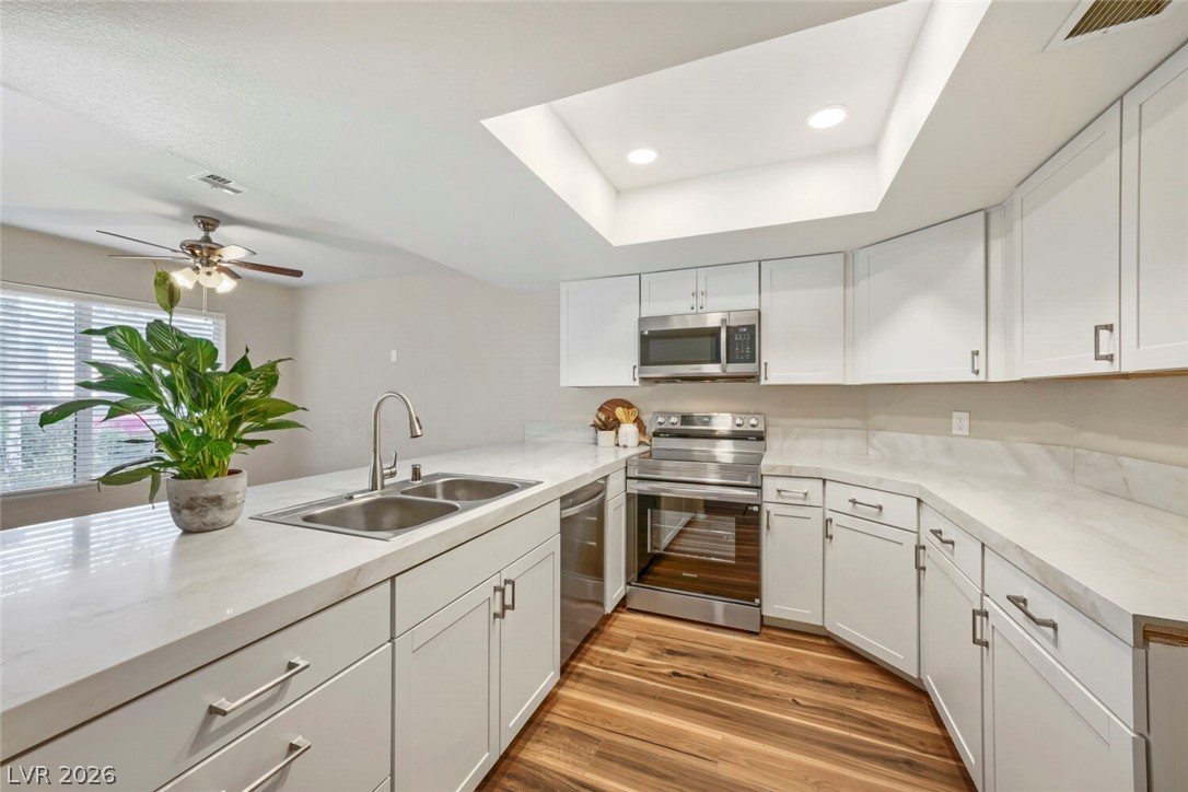 Photo 9 of 27, 6250 W Flamingo Road #139
